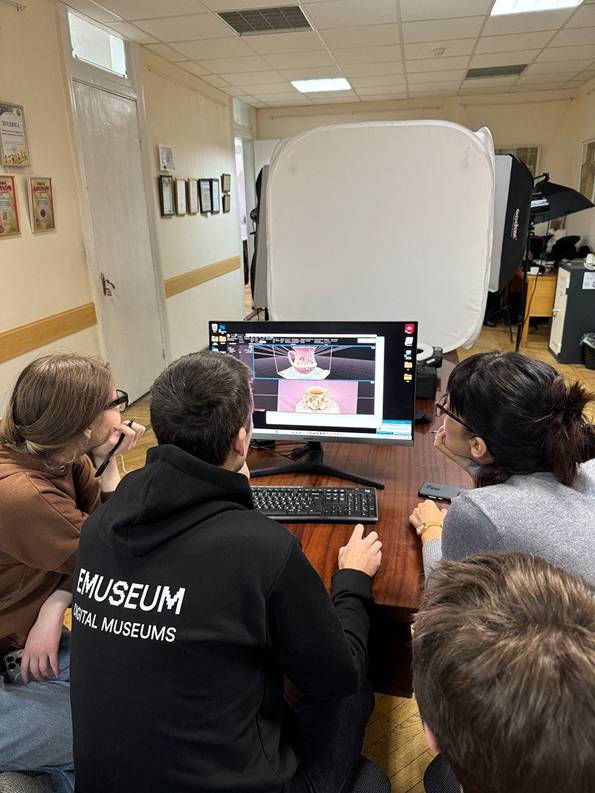 Навчання оцифруванню